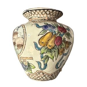 Vintage Toyo Small Vase